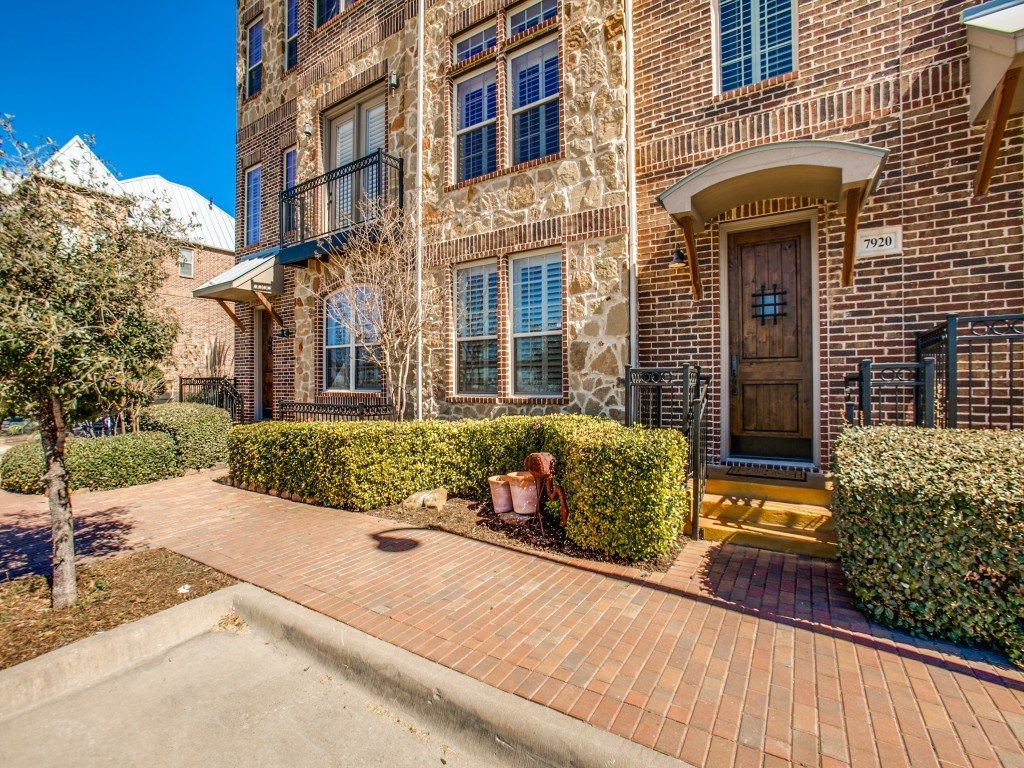 7920 Bishop Plano TX - For Lease